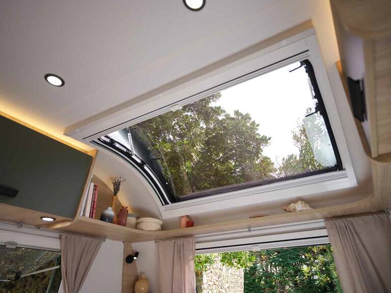 Caravelair Exclusive 540 Skyview 1